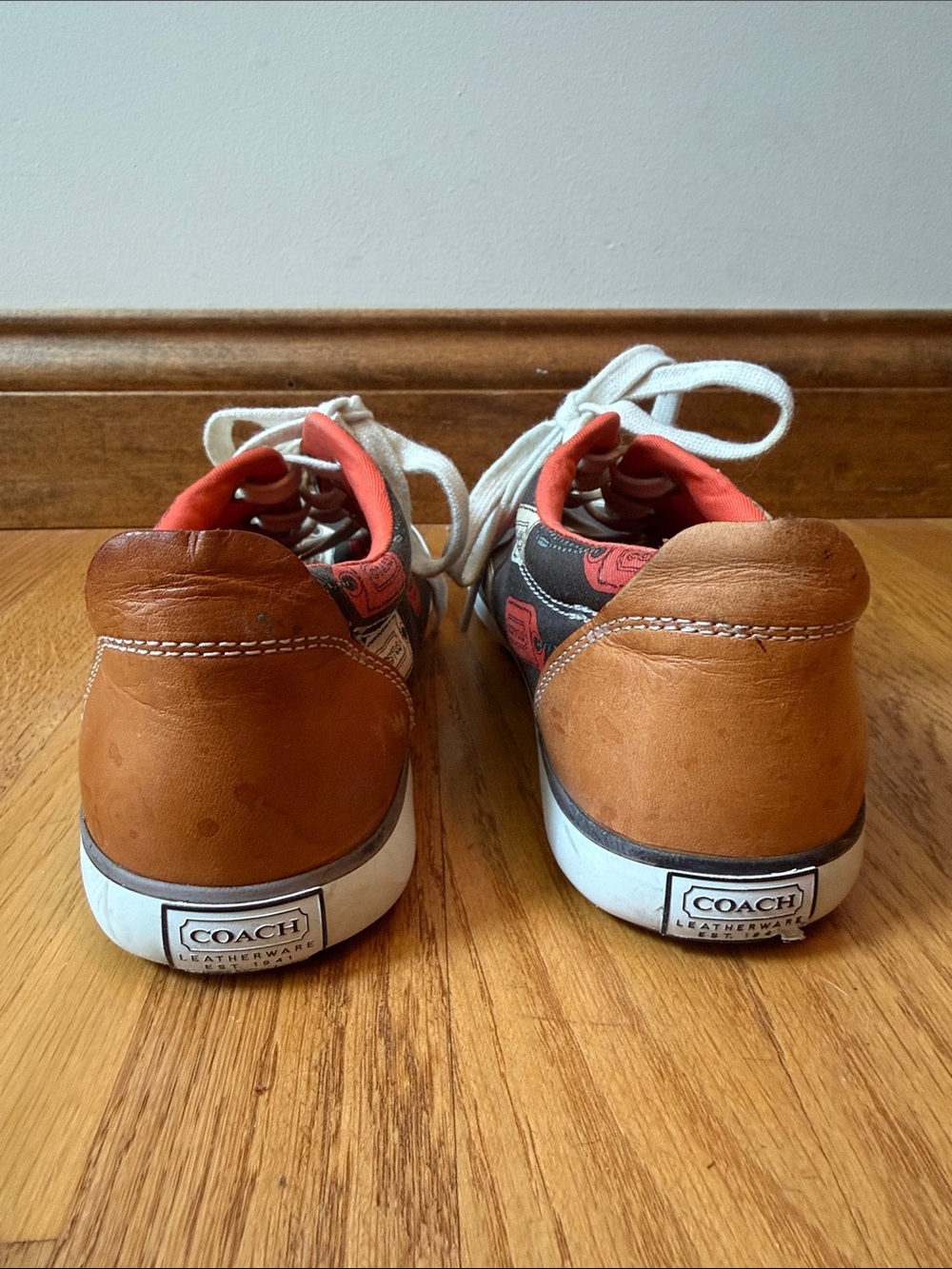 COACH Barrett Hangtag Print Sneakers Women 8M Brown Orange Canvas Leather A1064 - Picture 9 of 13